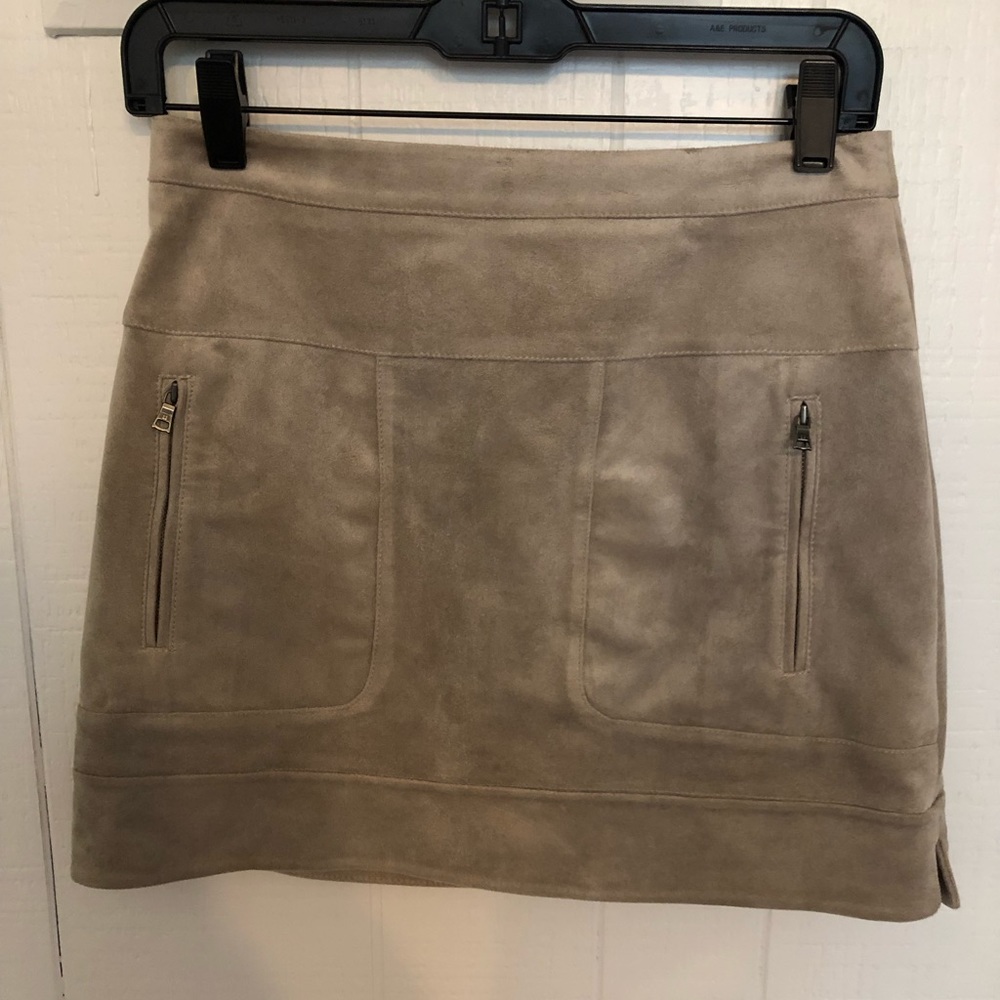 Taupe bcbg skirt